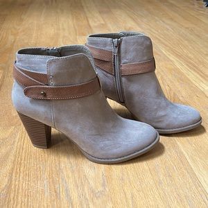 EUC Tan Ankle Booties, size 10